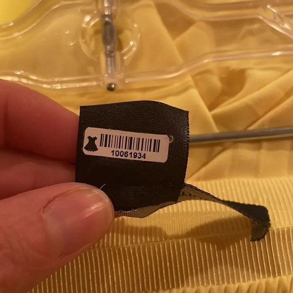 FRENCH Connection bright yellow and  light yellow pleated skirt - Picture 8 of 10